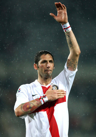 意媒：卢卡库已经在健身房单独训练，预计意超杯半决赛复出（意媒称卢卡库已在健身房恢复单独训练，意超杯半决赛有望回归）