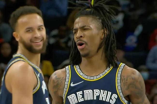 米勒回忆与科比冲突，垃圾时间扭打按计分台（米勒忆与科比冲突：垃圾时间扭打至计分台）