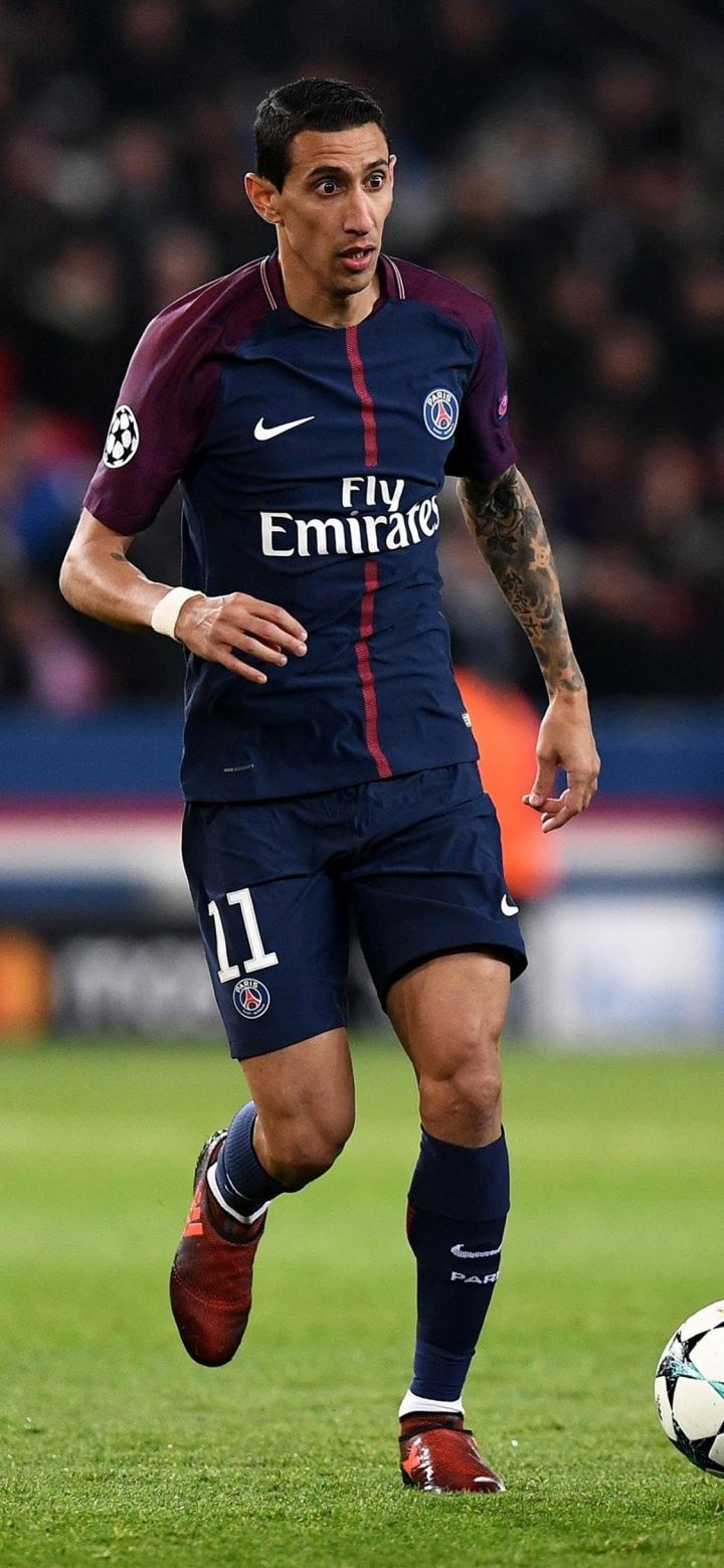 2025年铜梁龙主场场均观众超1.5万人，间接拉动消费约11亿元（2025年铜梁龙主场均观众逾1.5万，带动约11亿元消费）