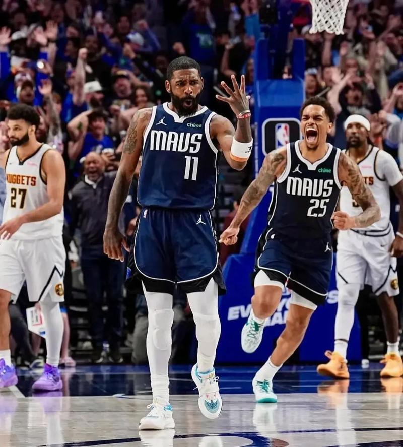 都体：佛罗伦萨球迷说DV9是“吉普赛人”，俱乐部被罚款2万欧（都体：佛罗伦萨球迷对DV9使用歧视性言论，俱乐部被罚2万欧元）