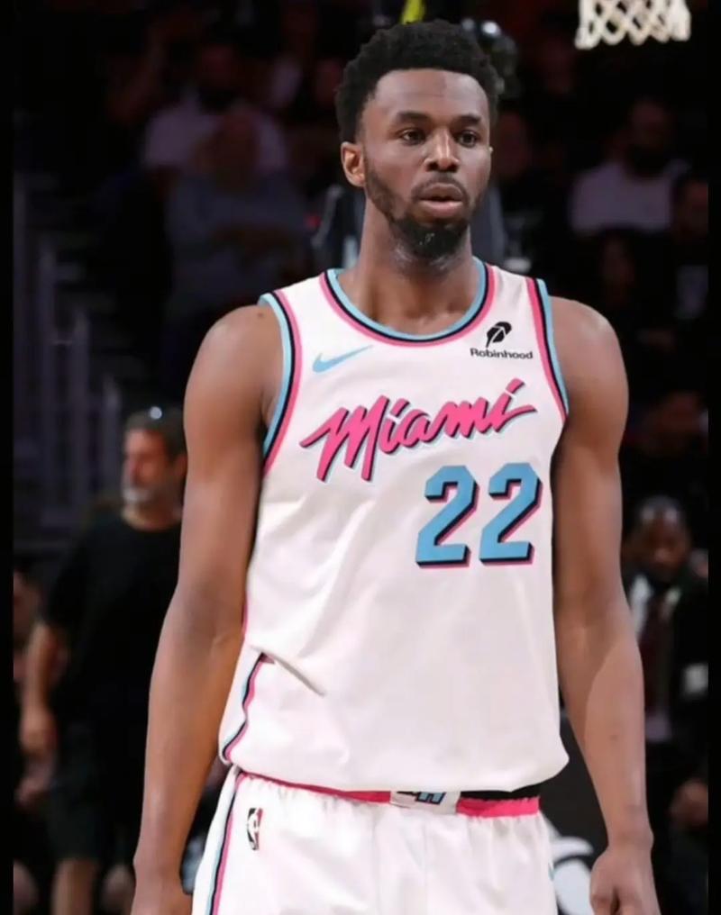 CBA球队战术分析：新疆队防守策略,（CBA战术解读：新疆队的防守体系）