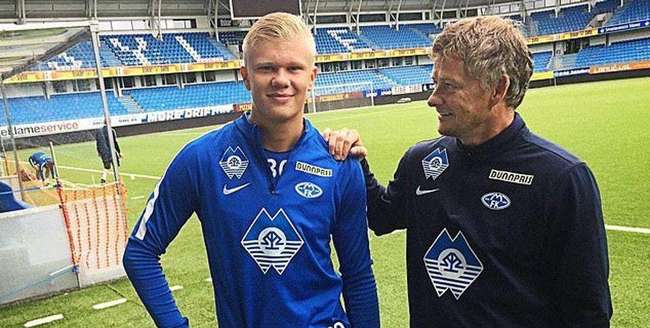 布伦森47分主场封王，调侃队友关键三分尽显领袖担当（布伦森47分主场加冕，打趣队友关键三分凸显领袖风范）