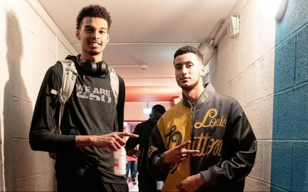 浦项新星姜民俊：自己身体对抗不足需加强，客战卡雅全力争胜（浦项新锐姜民俊：需提升对抗能力，客场挑战卡雅力争三分）