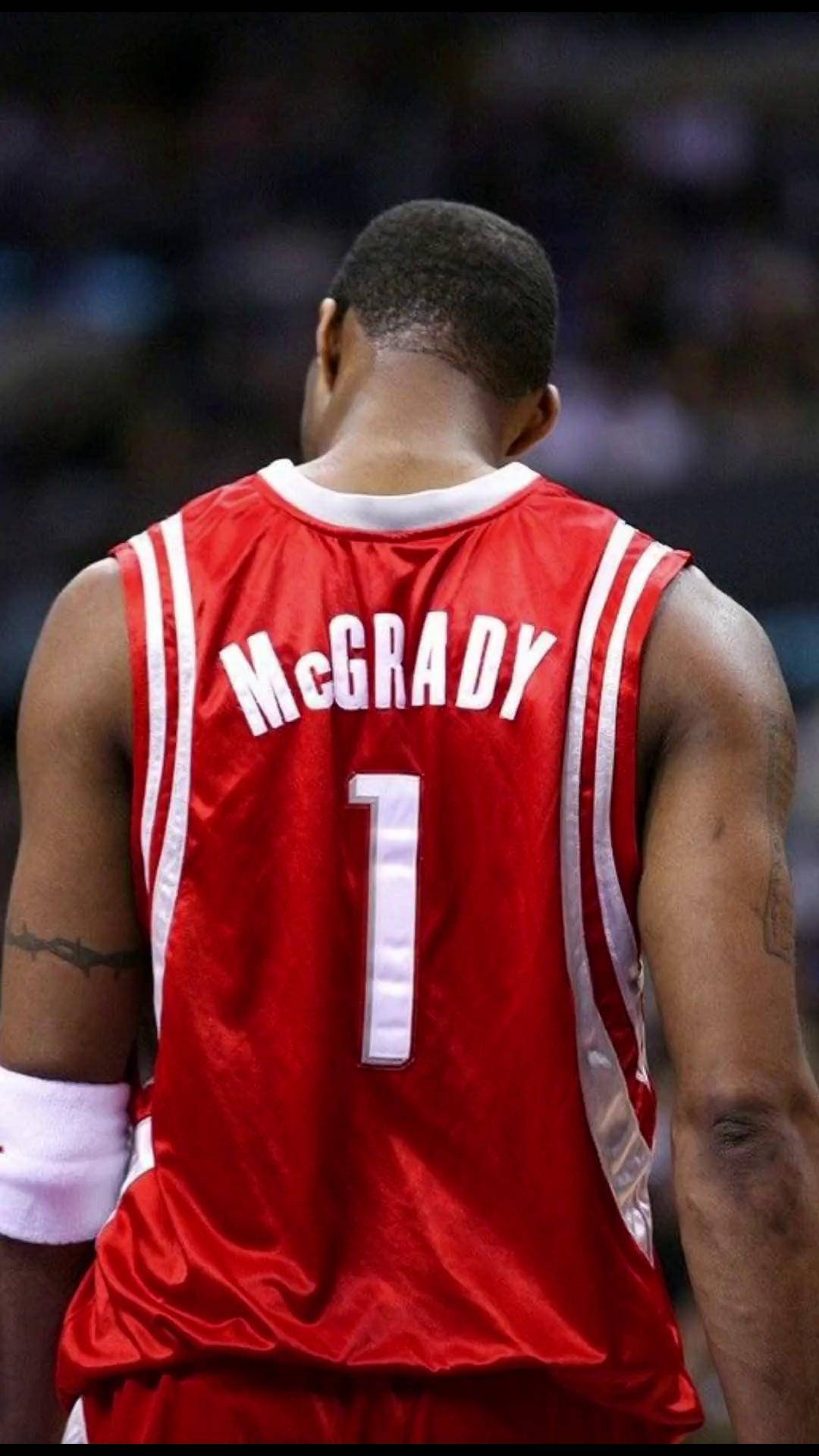 英超将迎第42次首尾对决，此前榜首球队30胜7平4负（英超第42次头尾大战将打响：榜首过往战绩30胜7平4负）